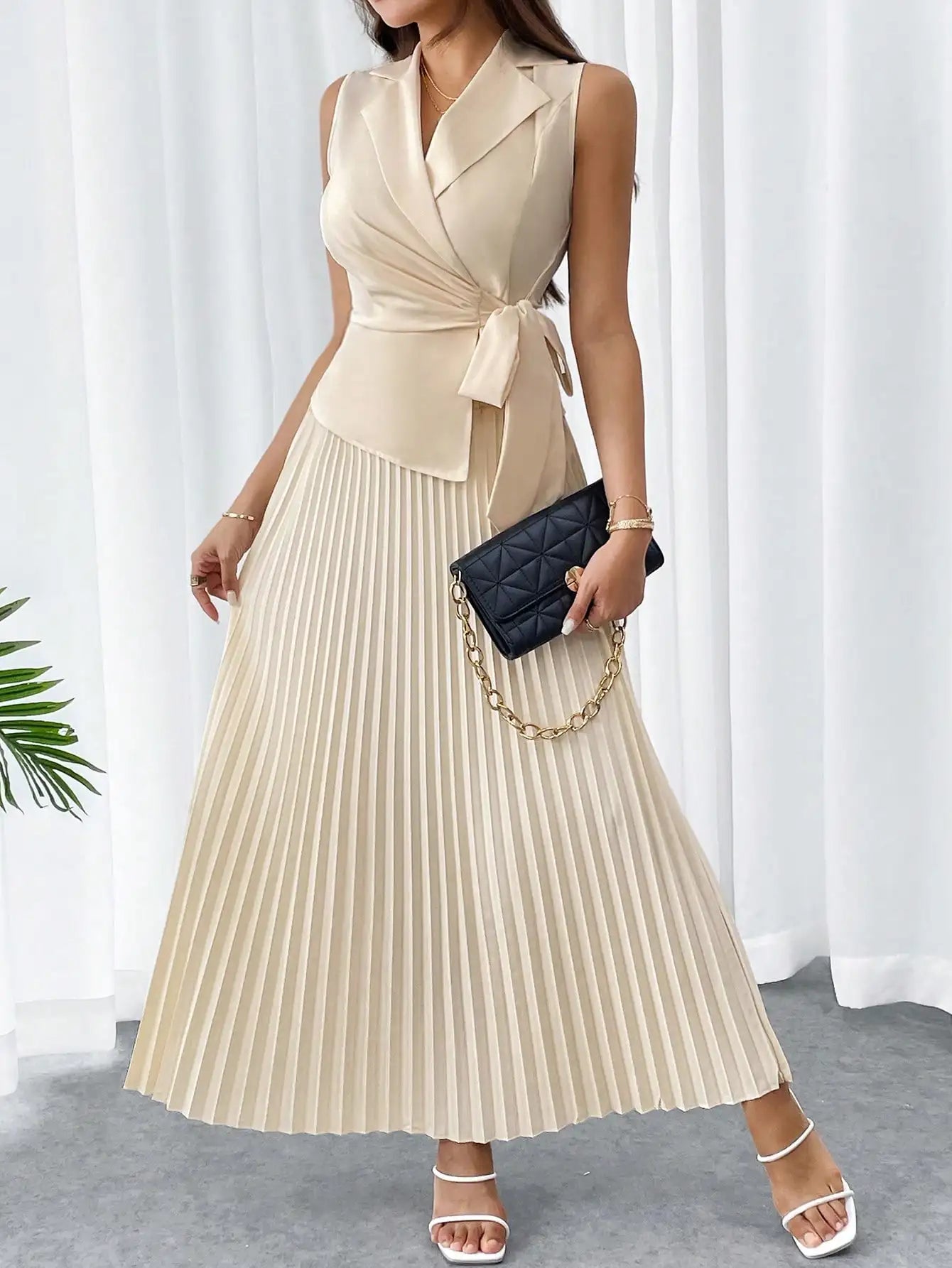 Vest jacket long pleated skirt suit